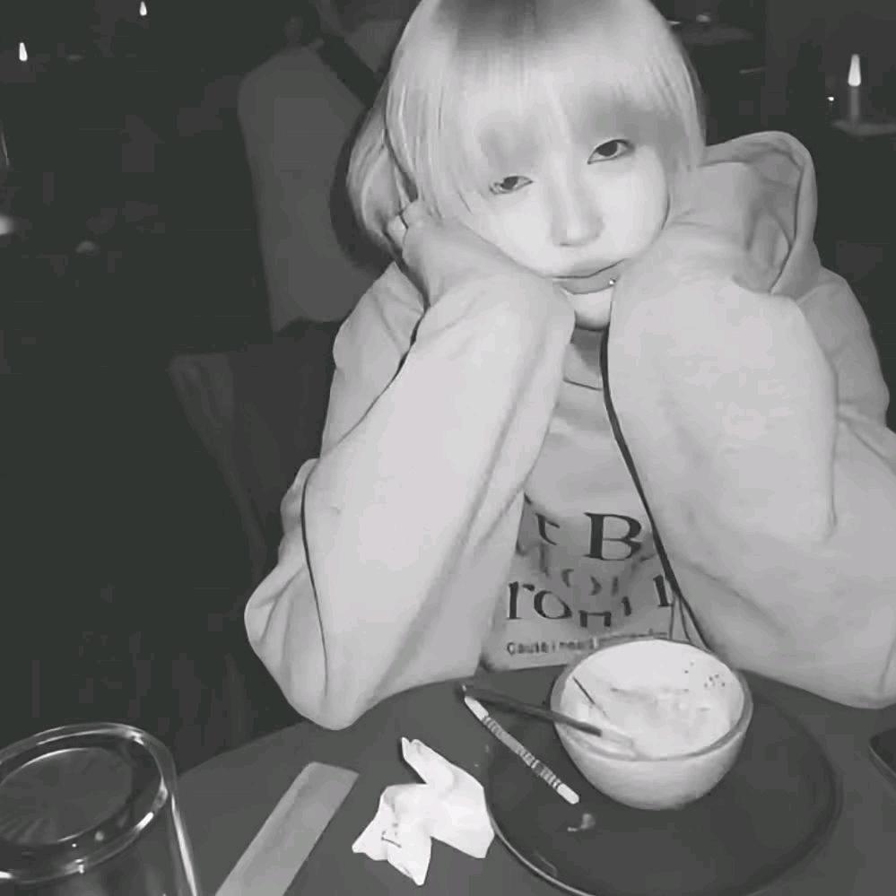 ㅤ ㅤㅤ      ㅤ    ㅤㅤㅤㅤ7