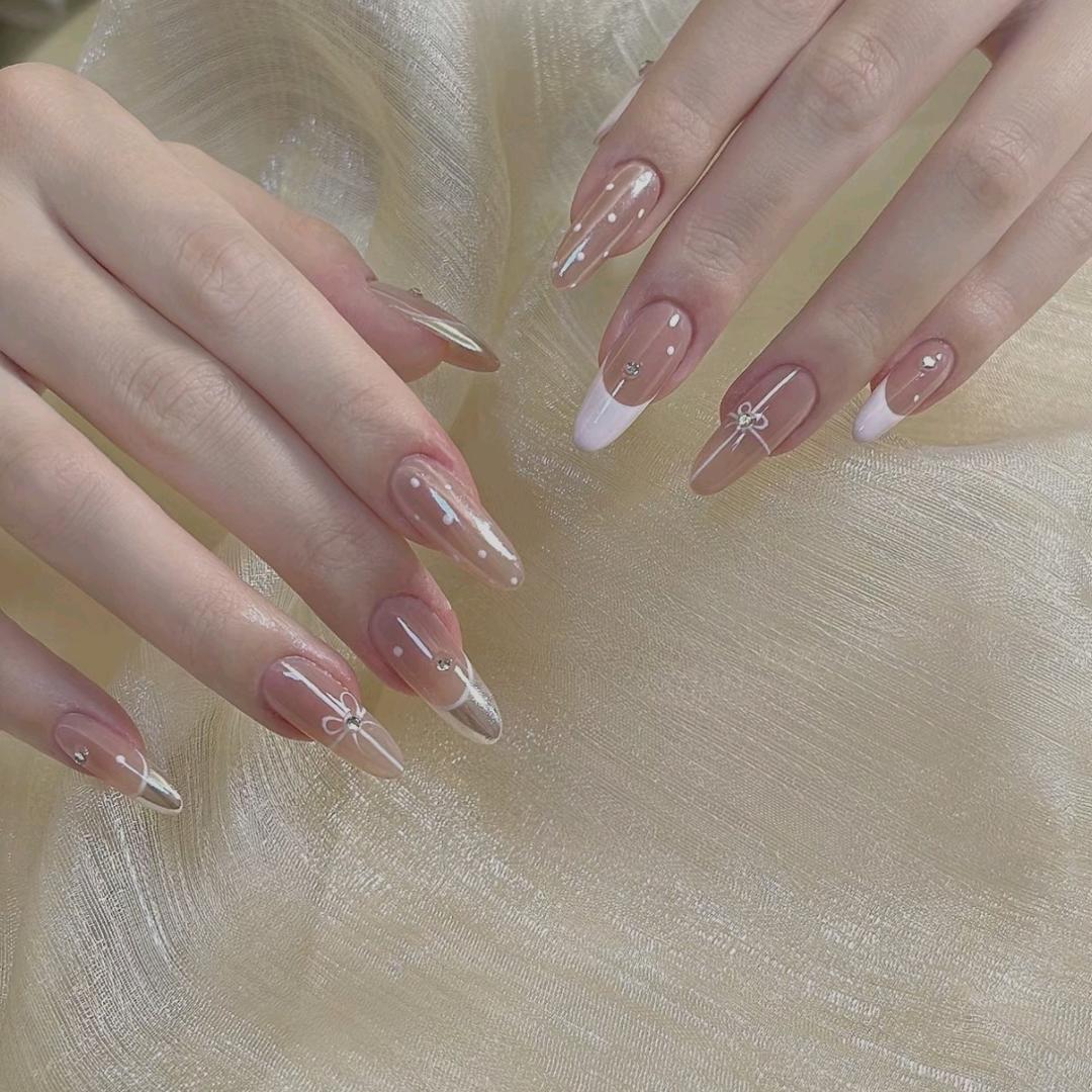 梵莎亨特店美甲师RAN RAN