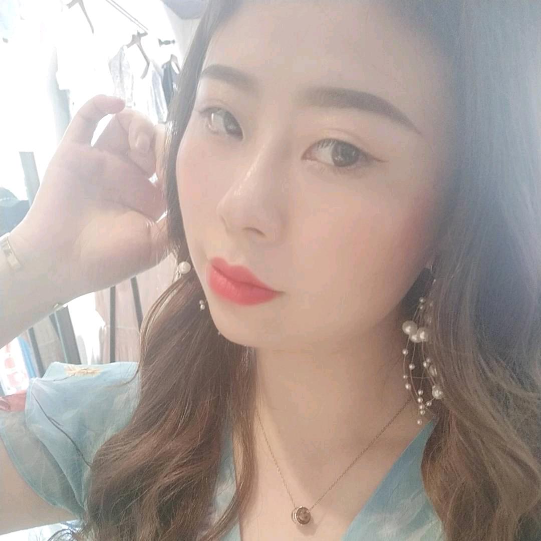 旺苍碗碗香面馆紫外线KTV杜红梅