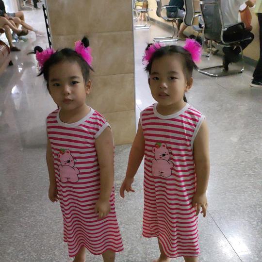 ＠双胞胎 翁欣可乐