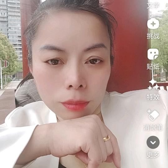 心有阳光，月来越好！
