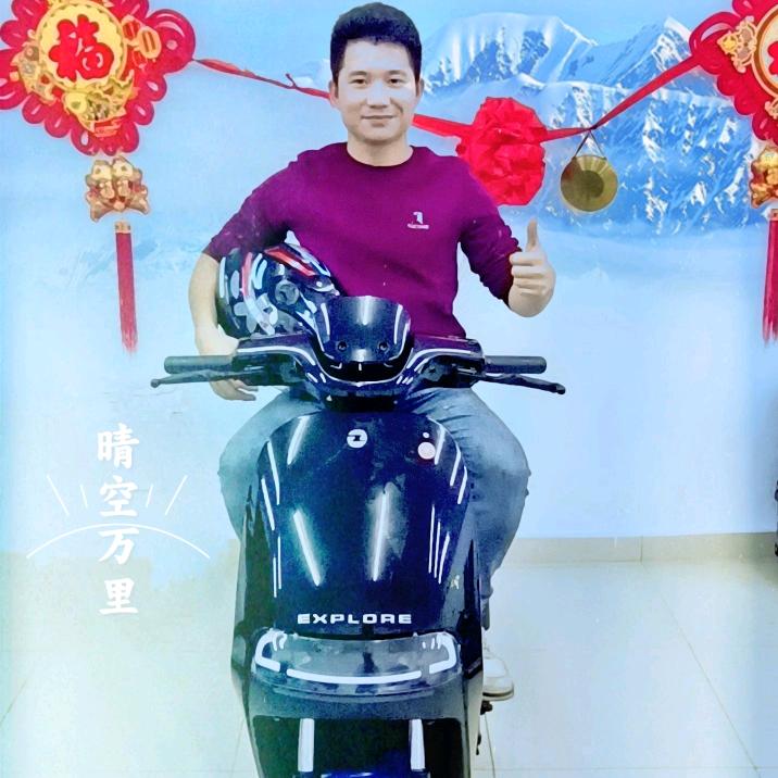 小何电动车 海口68