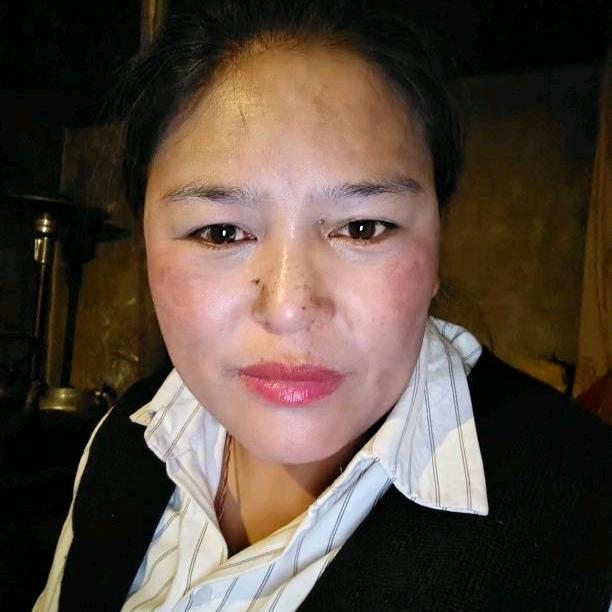 康巴姑娘