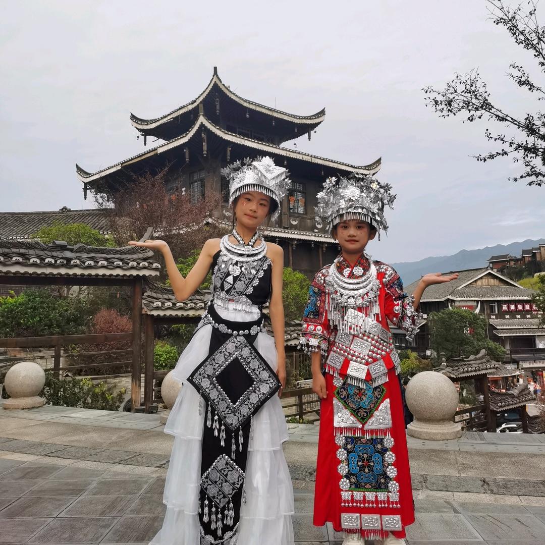 周，周。有（蔡）吃！！！