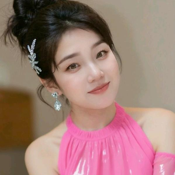 岳岳666🍎（拒绝私聊）