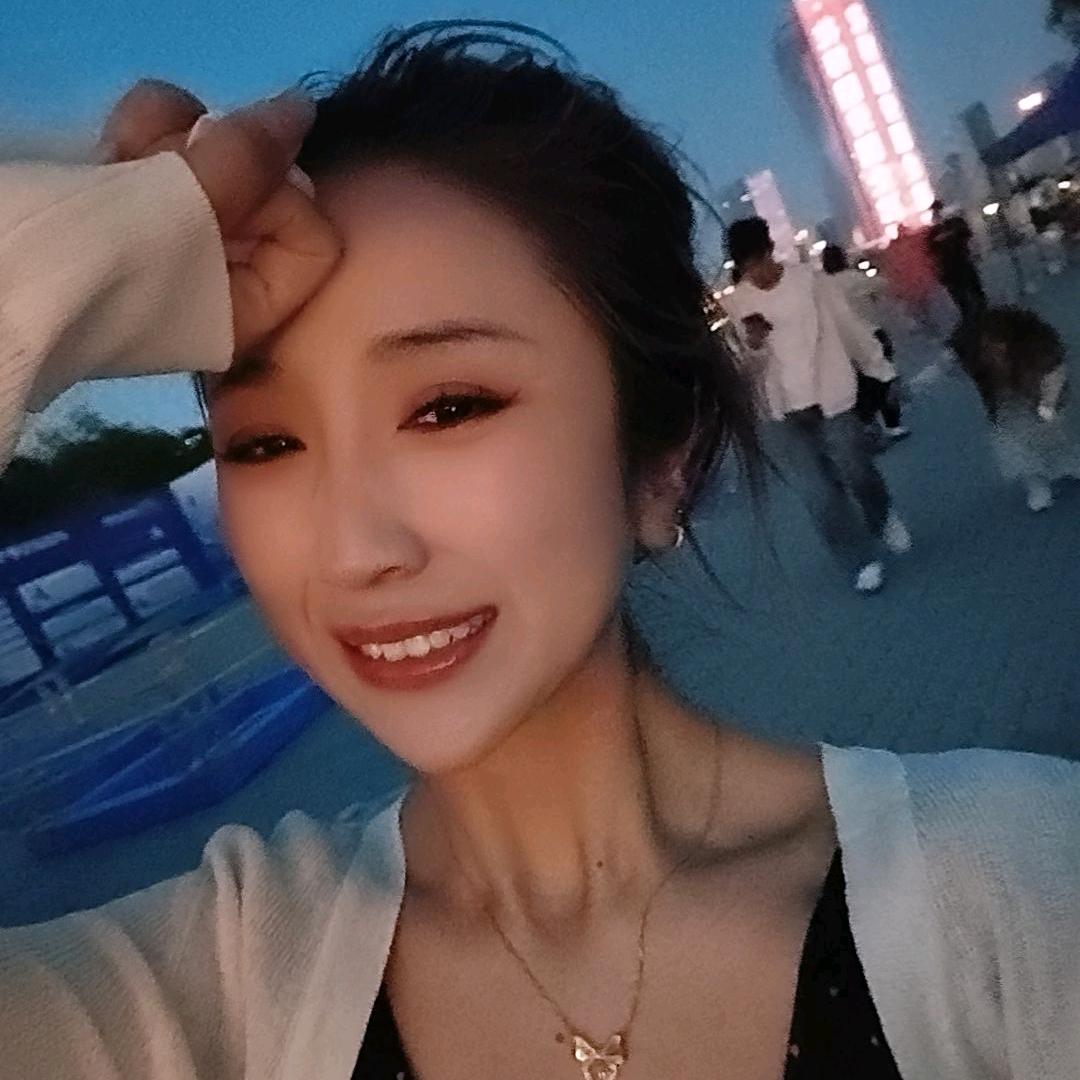 是西西呀