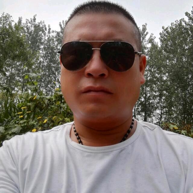 清闲的苦咖啡