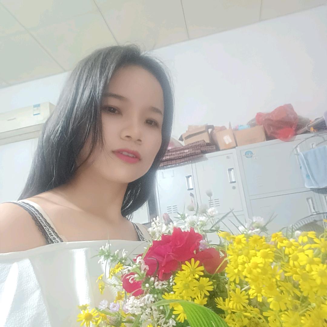 努力的生活《橱窗有好物分享》