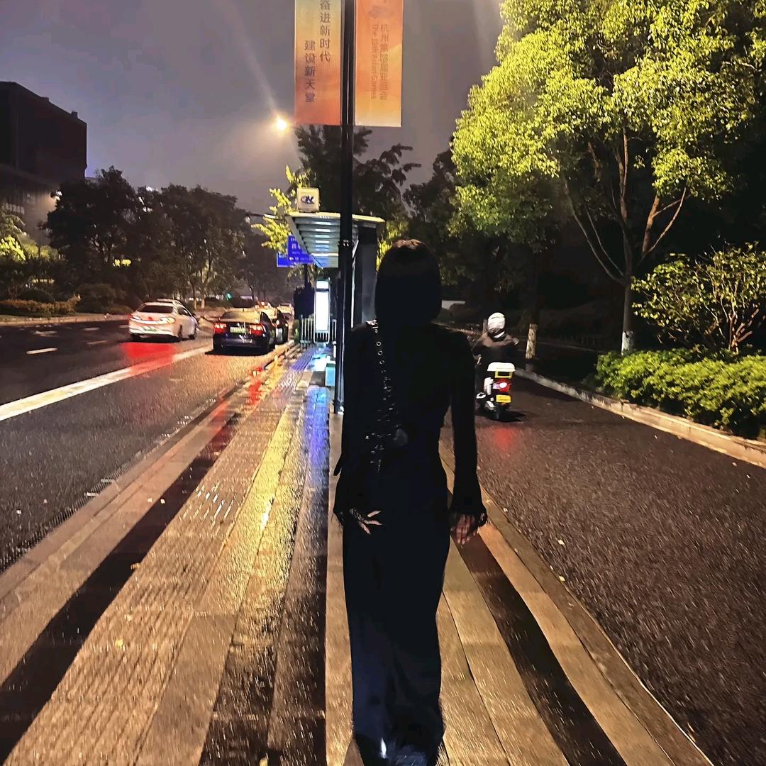 🍃言午小姐__👑