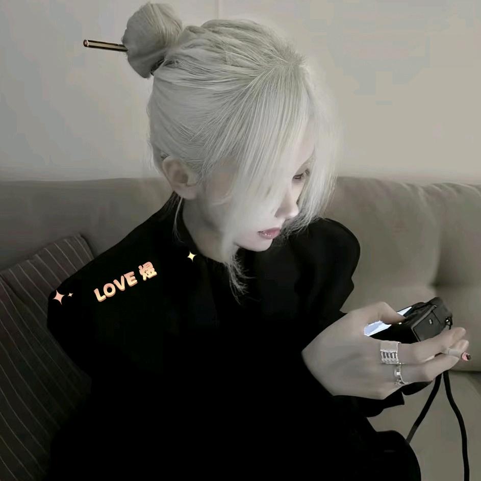 ᨳᤢᤣᤢ⁵²⁰°浅烬✨️