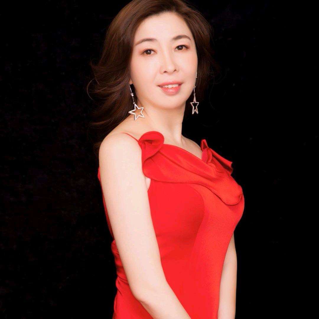 胡维群