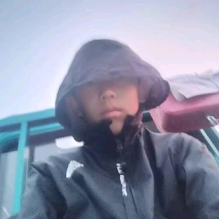 小哥