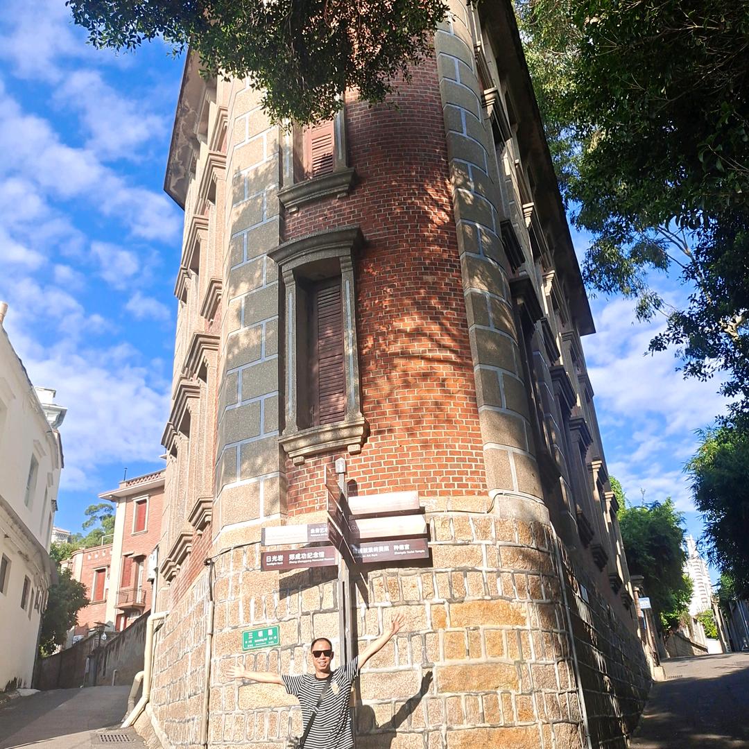 闫里有李