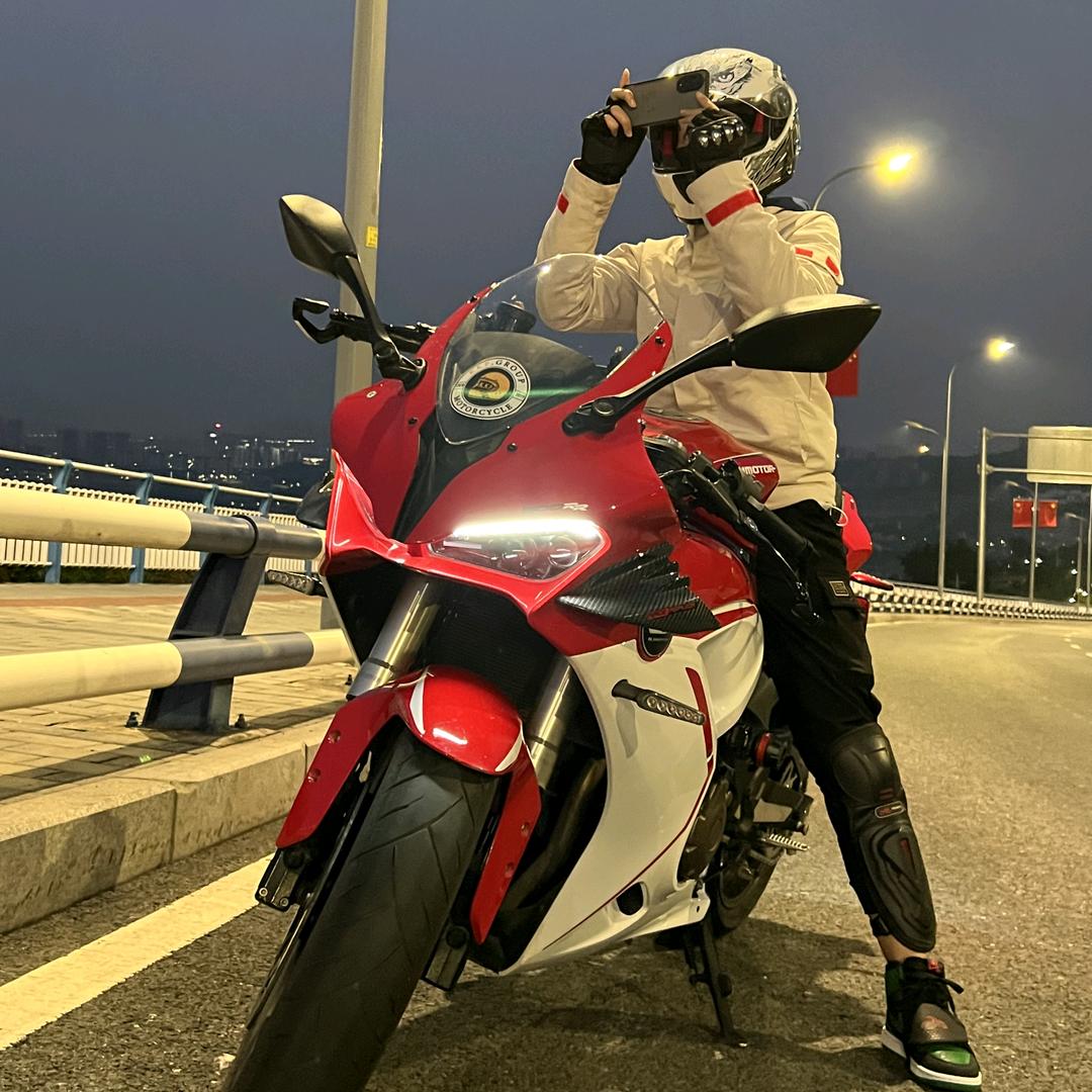 白熊（机车约拍）