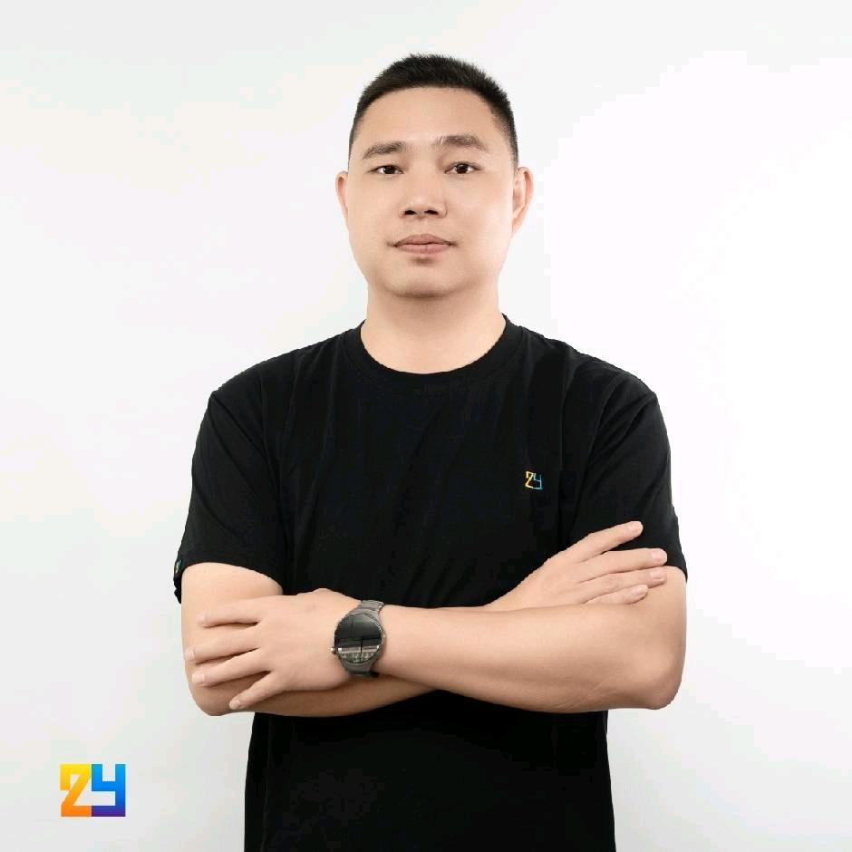 徐亚军-知云无人机