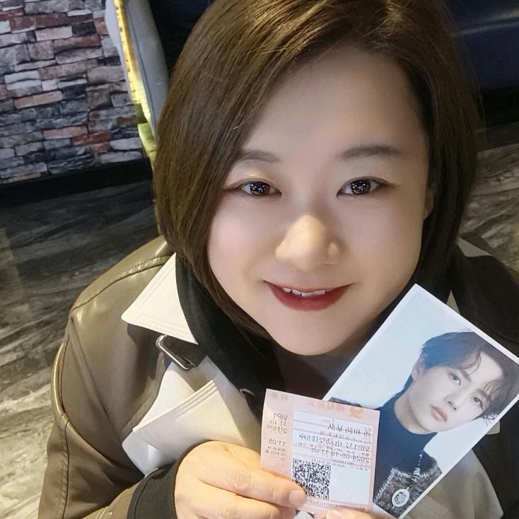 钢镚麻麻( Ꮤ）