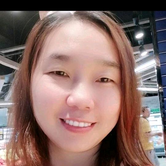 英子