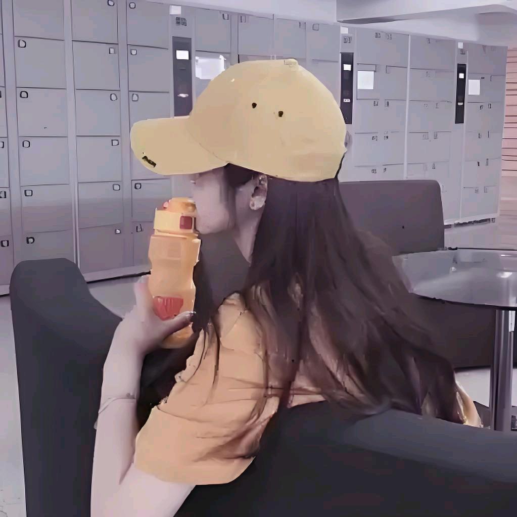 爱喝哇哈哈