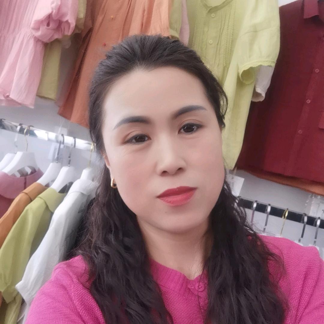 红红服饰