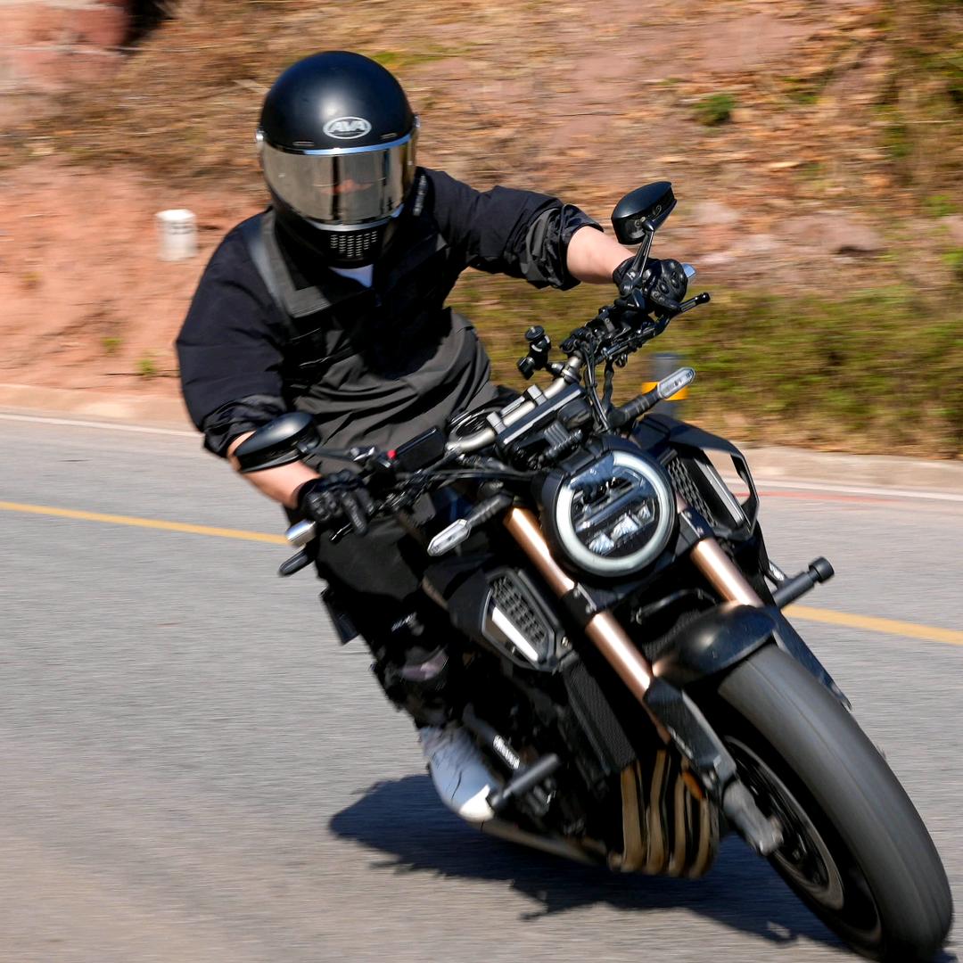 卖吉利的摩托佬