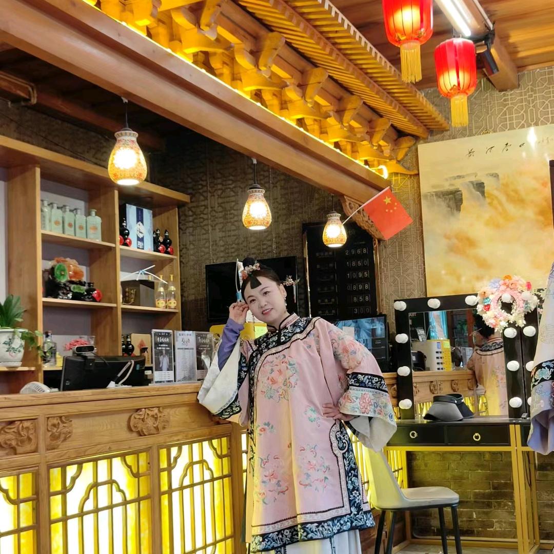 ”梦里璀璨，梦外绚烂”，