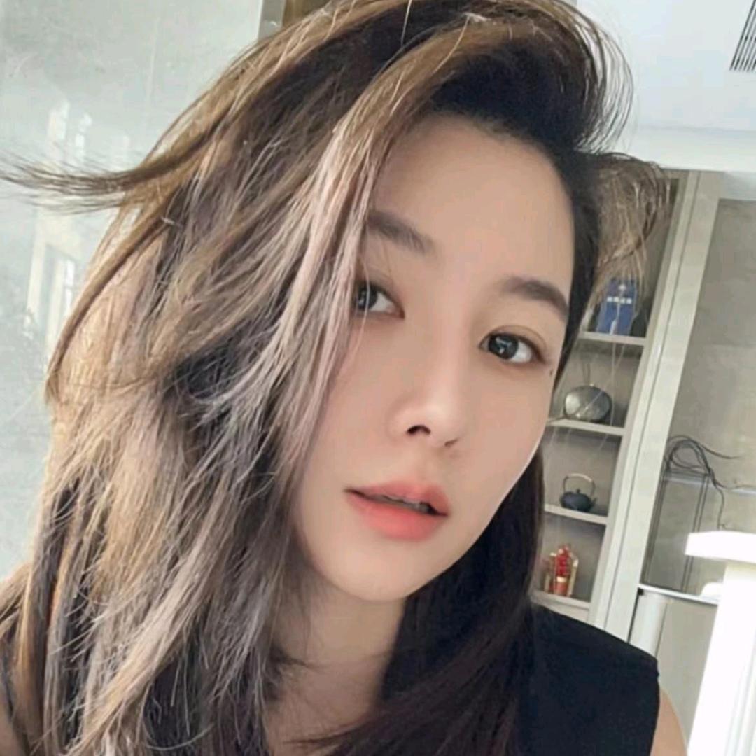 月月不吃鱼-穿搭精选