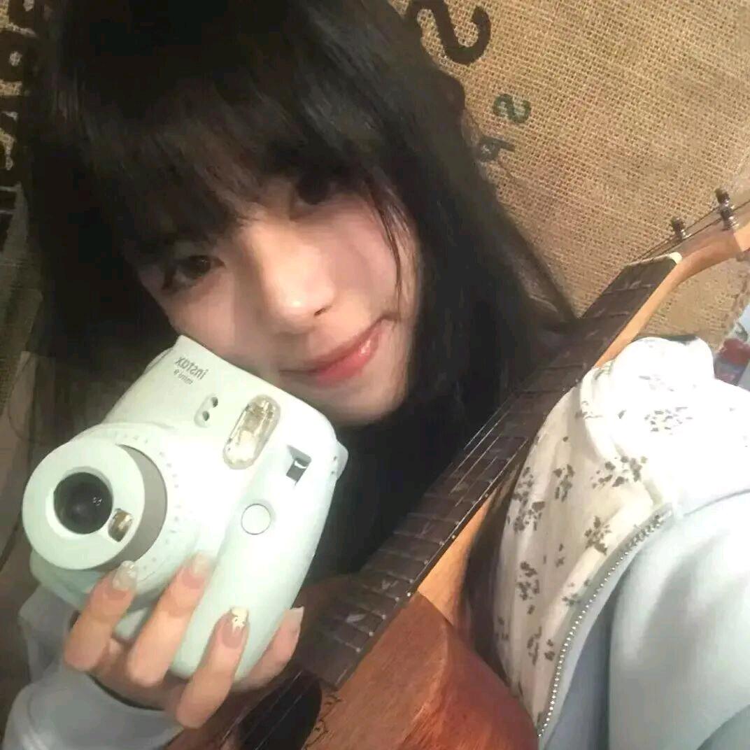 忧郁性感大蟑螂੭ﾞ