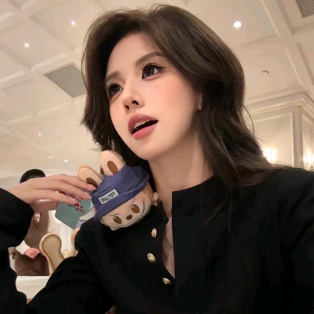 莁蒒