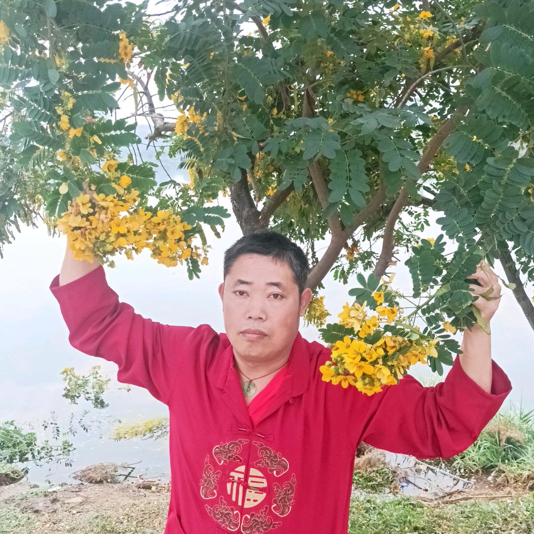 打工流浪汉两手空空