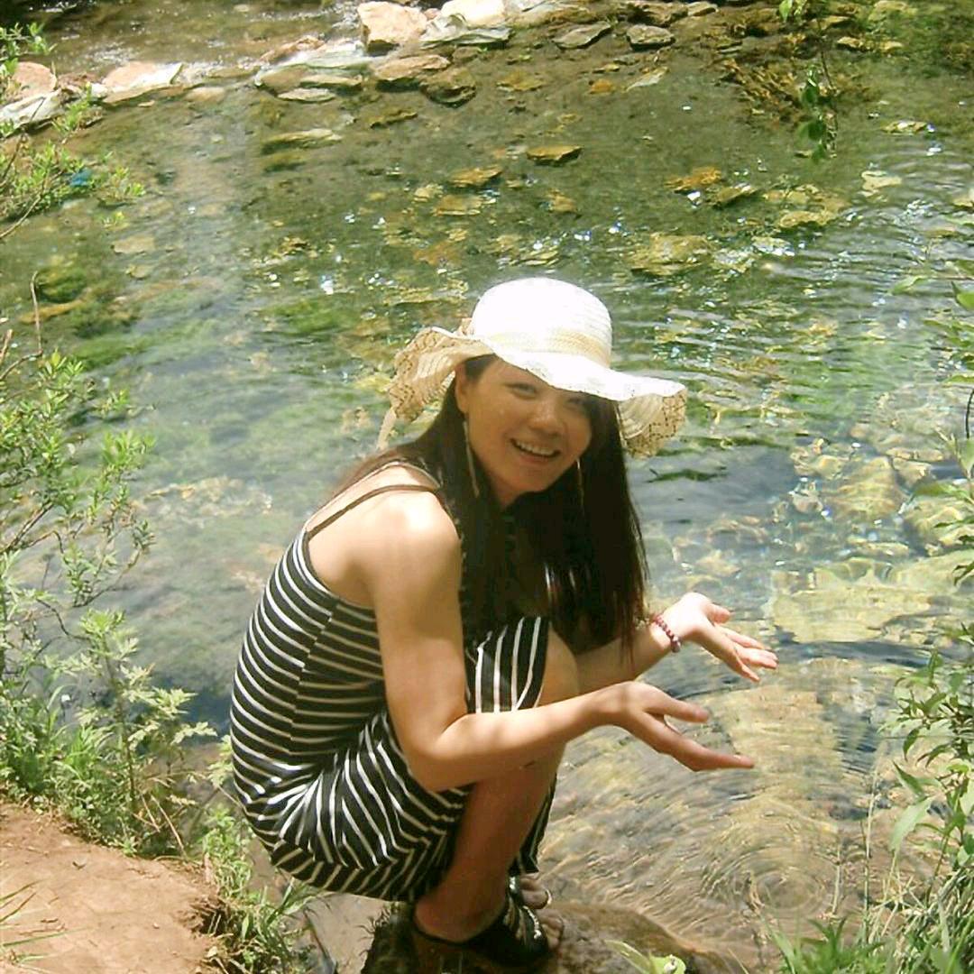 夏玲