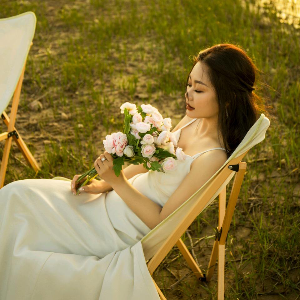 疯疯癫癫才自在