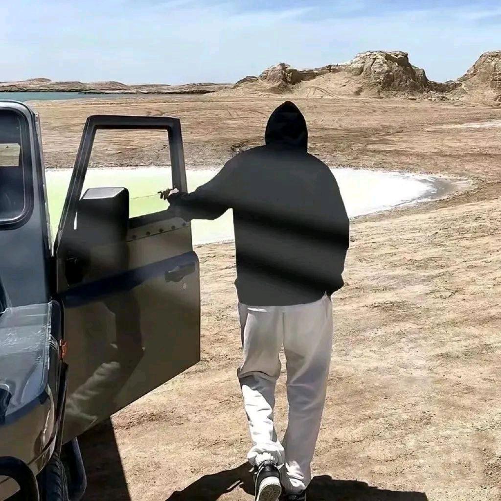 ᖇꫀᧁᖇꫀ牧