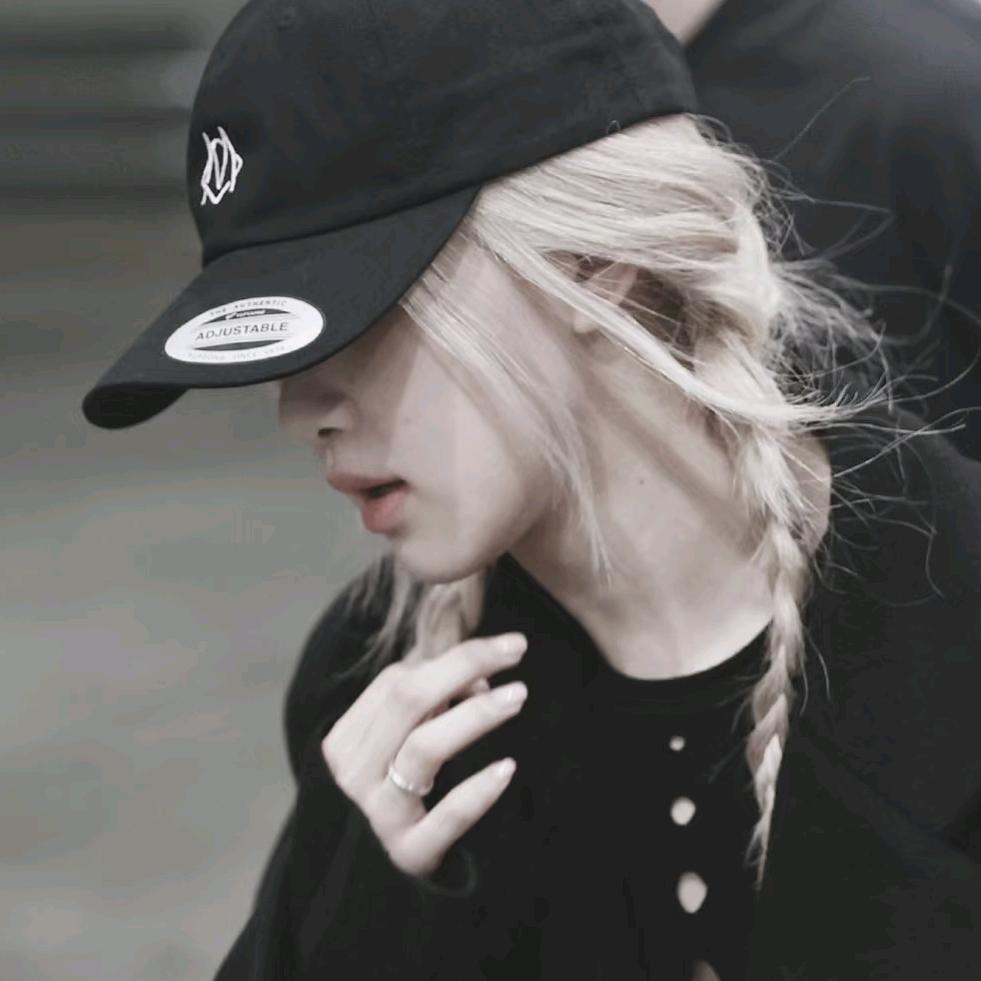 ♡肉肉ོ流萤༊ᴿ⁷(封票一年)