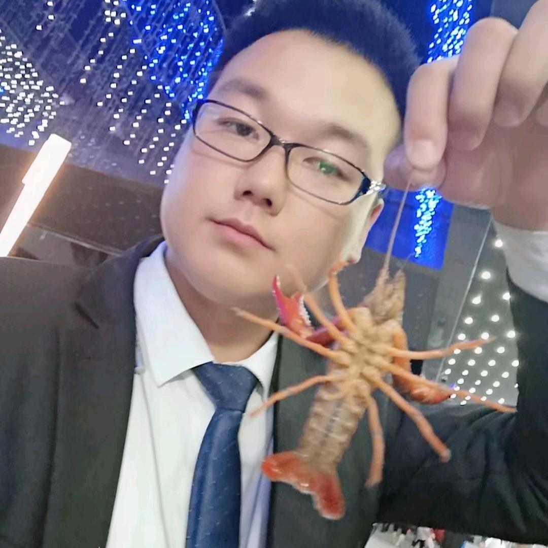 三一八