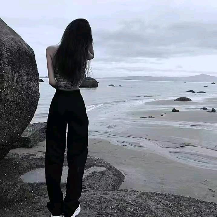 摆烂小m.