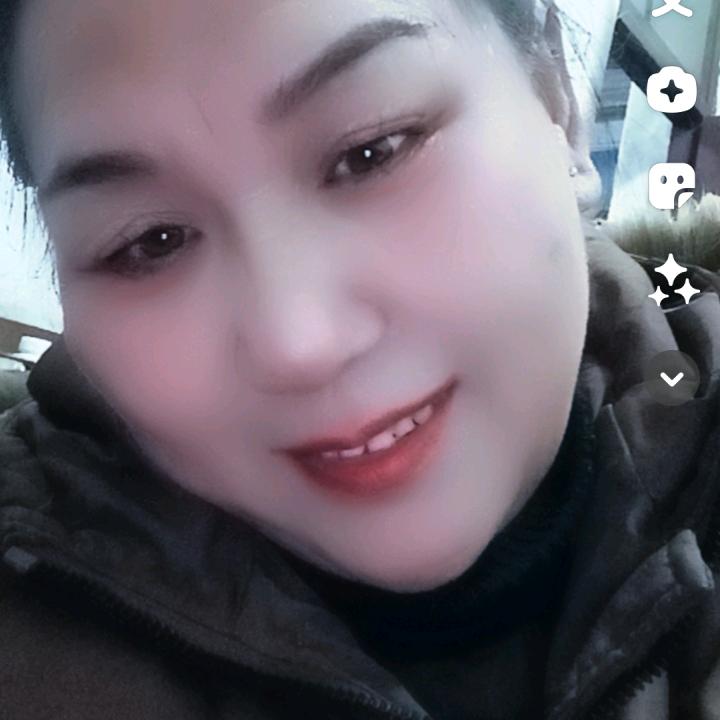 董秀艳
