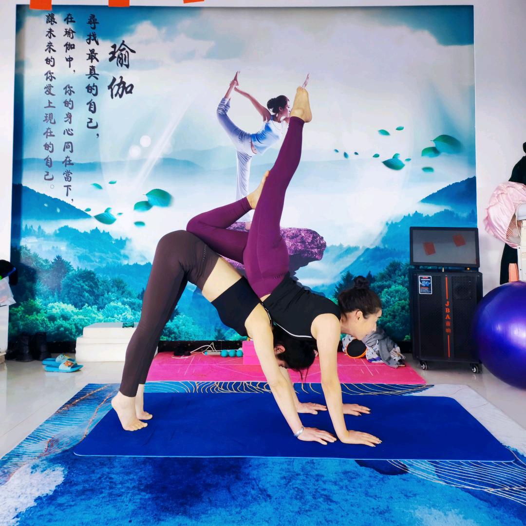 《果冻姐》