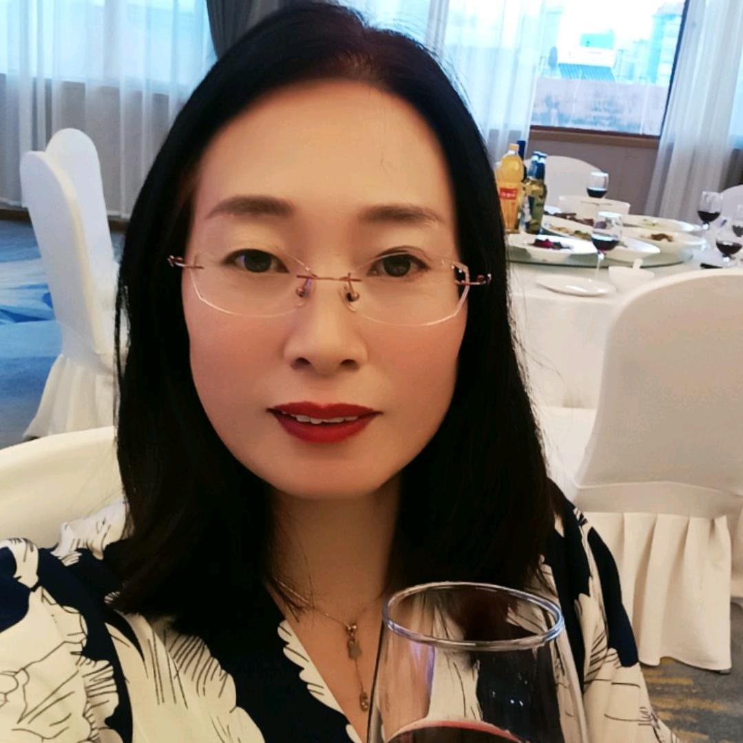 伊人花皇温利萍