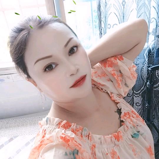 哭泣的玫瑰🌹🌹🌹
