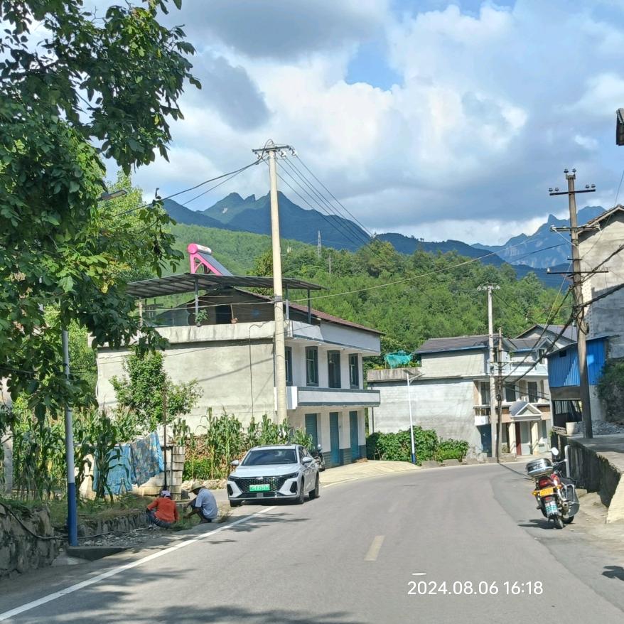 守村人—漆树坪村助农直播