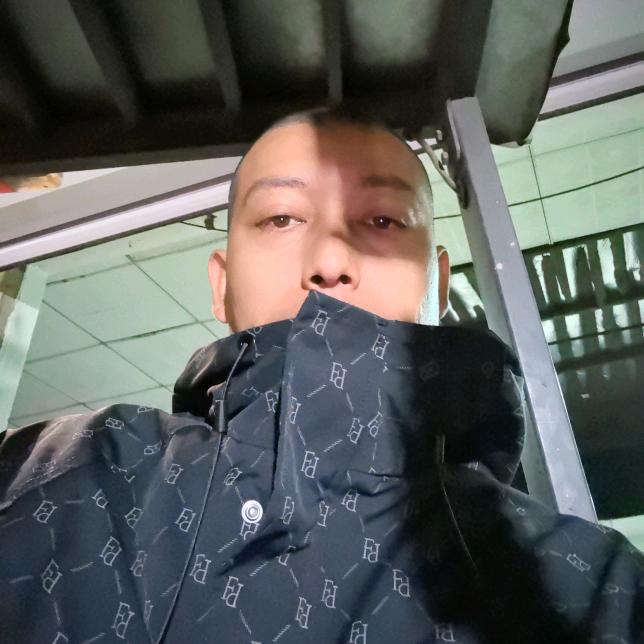 乀忘记n1冭难丶_