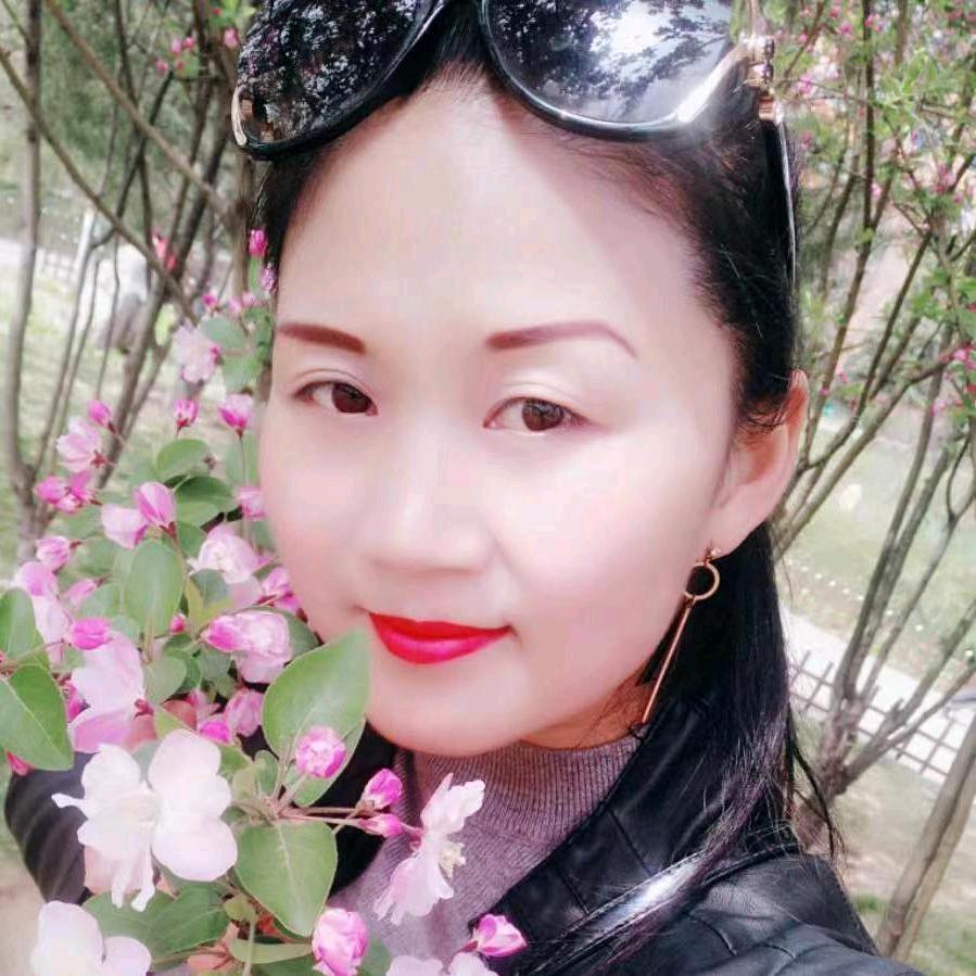 菲菲妈小号:主号晚上10：30开播