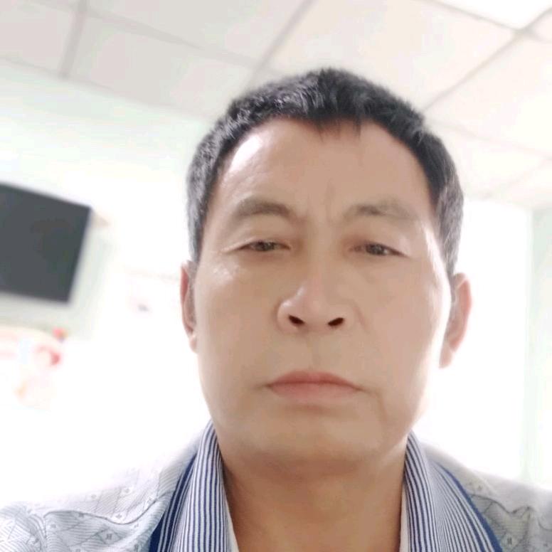 汪培太
