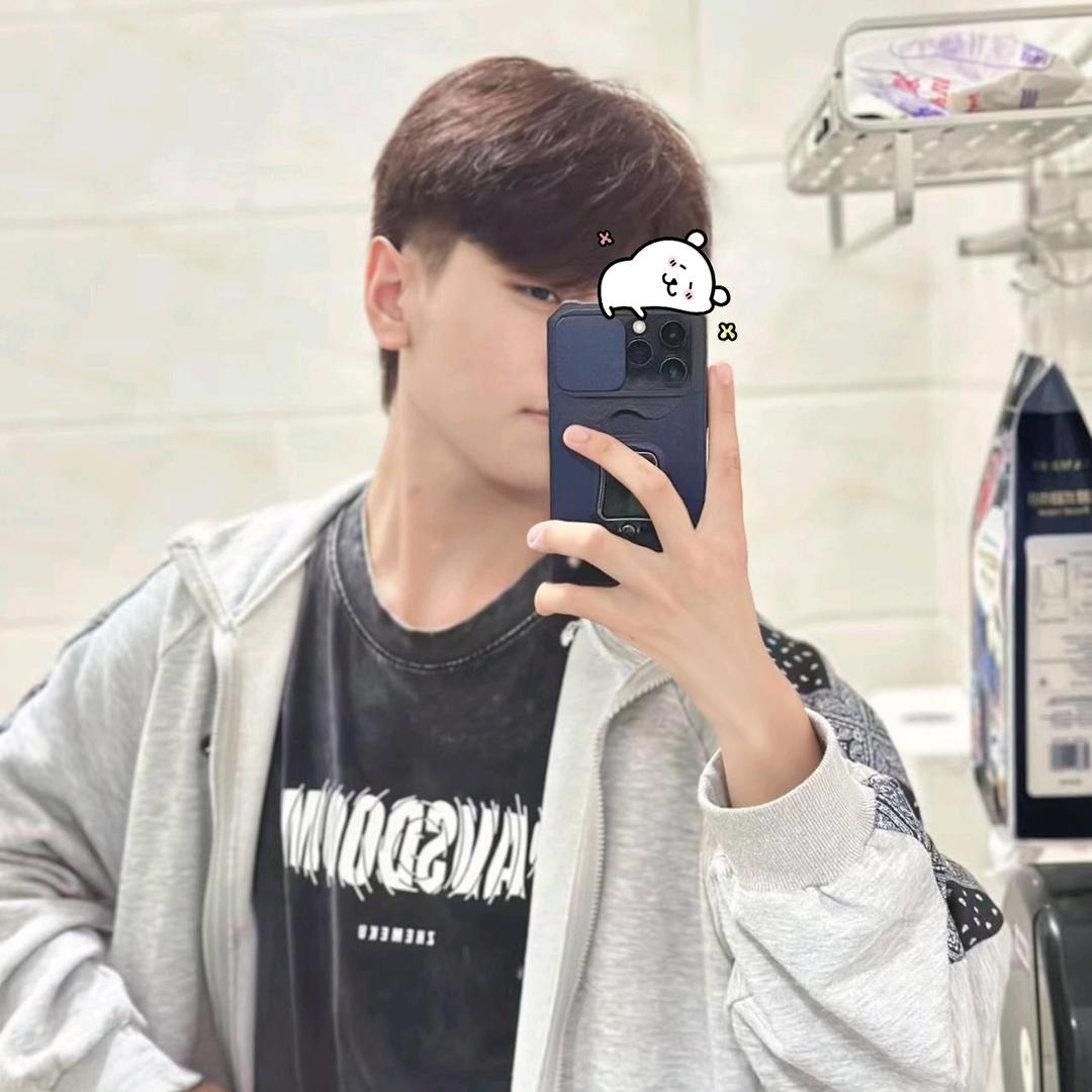 小七⋆