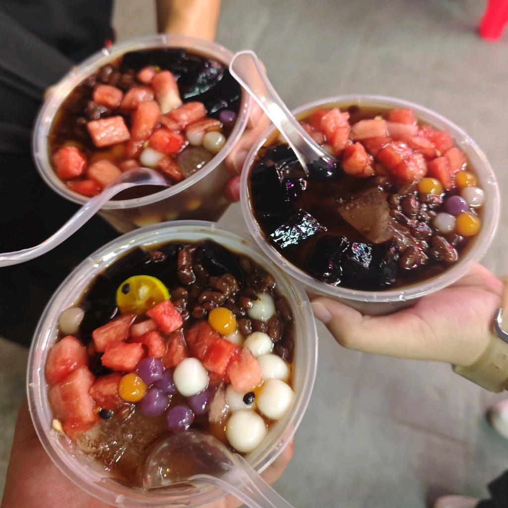 上饶姚哥摆摊卖手工冰粉