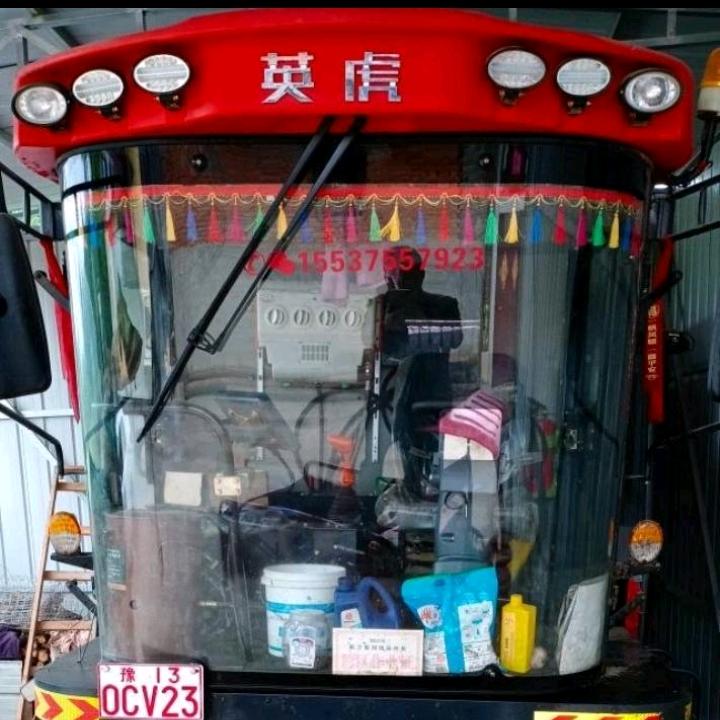 收割玉米英虎团队