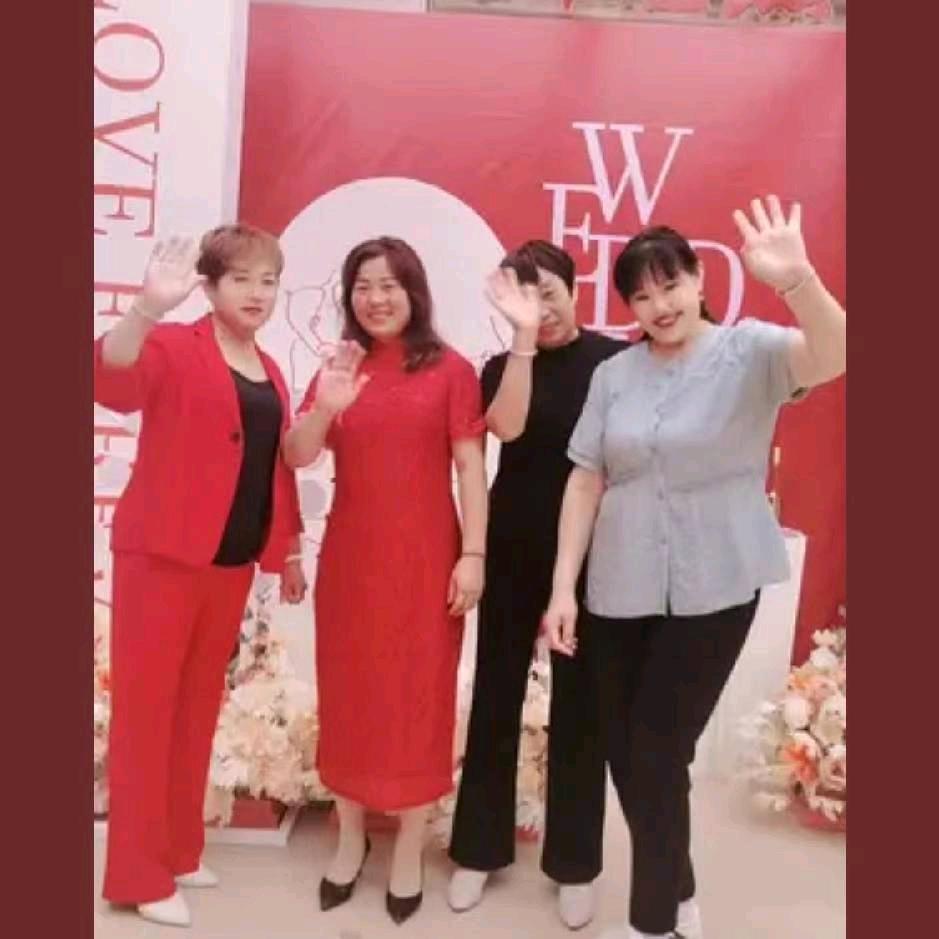 四姐妹