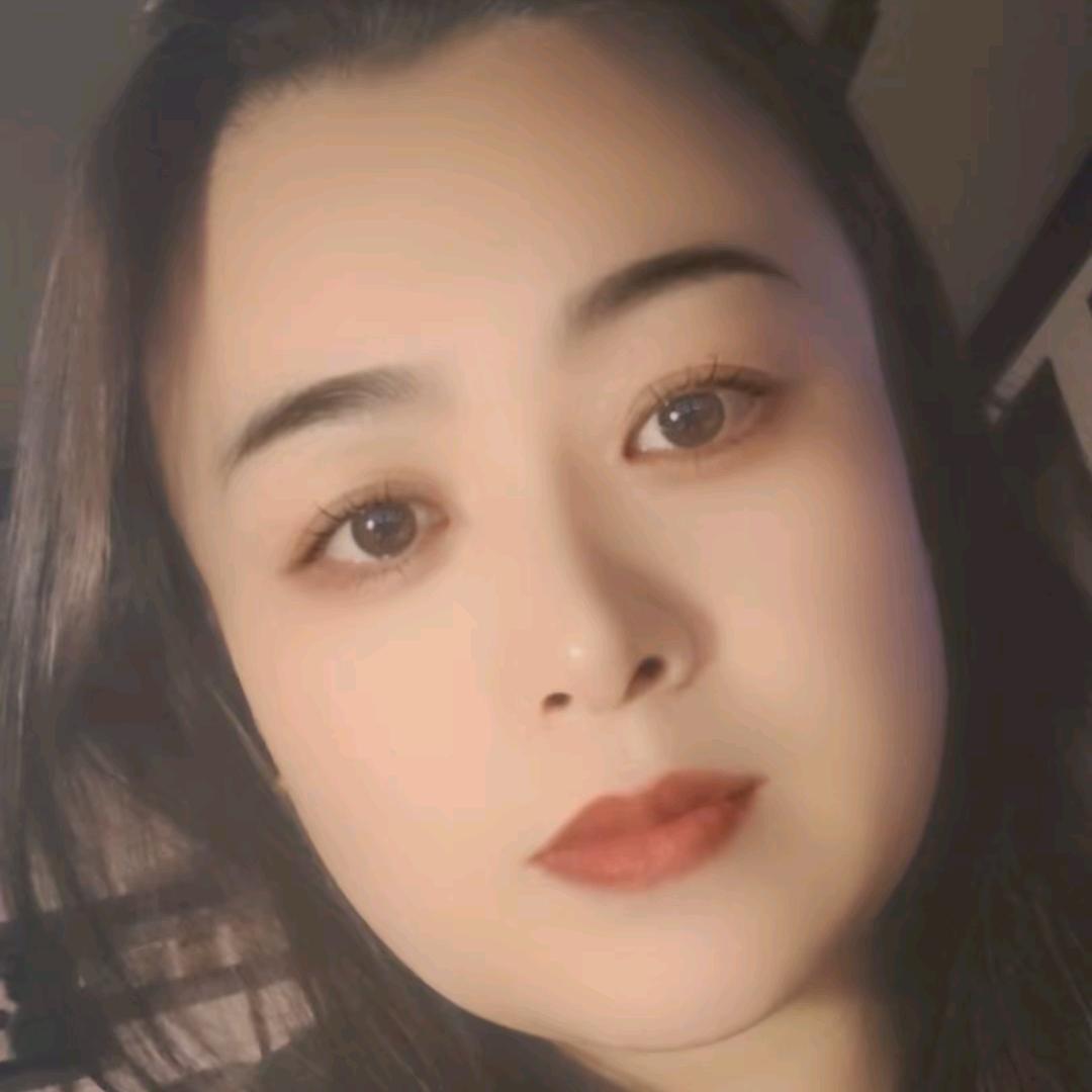 小梁姐