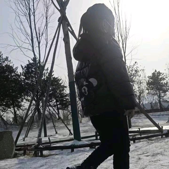 骑自行车、逛酒吧