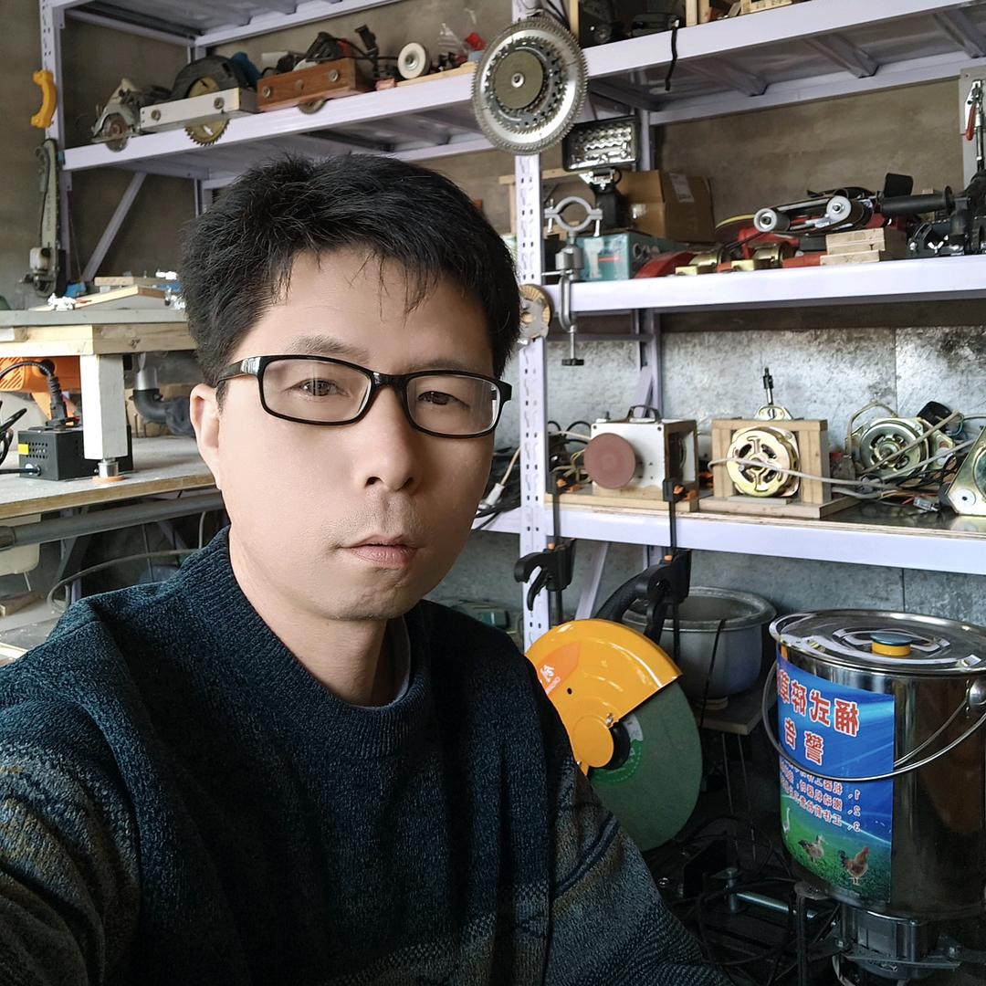 农 村 亮 哥 手 工